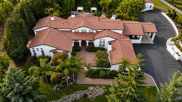 1150 Stony Brook Drive, Hollister, CA 95023