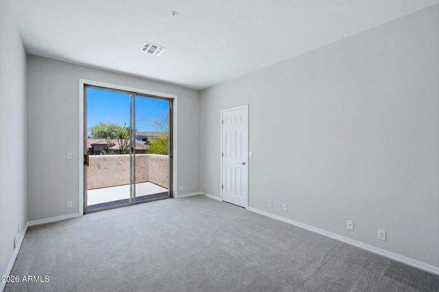 7647 E LOS GATOS Drive, Scottsdale, AZ 85255
