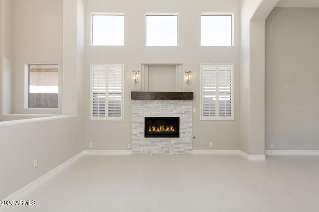 7647 E LOS GATOS Drive, Scottsdale, AZ 85255