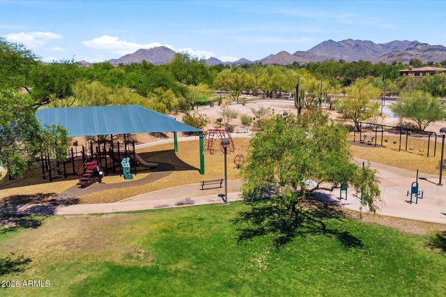 7647 E LOS GATOS Drive, Scottsdale, AZ 85255