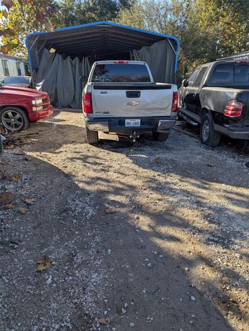 5747 Mary Ethel Road E, Baytown, TX 77521