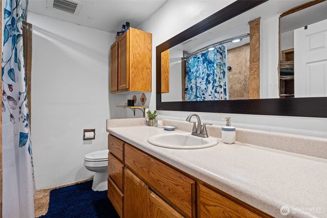 1702 S Mason Avenue, Tacoma, WA 98405