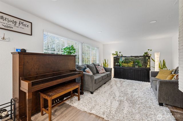 1702 S Mason Avenue, Tacoma, WA 98405