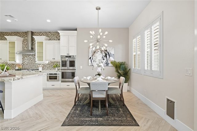10820 Woodstream Court, Las Vegas, NV 89135
