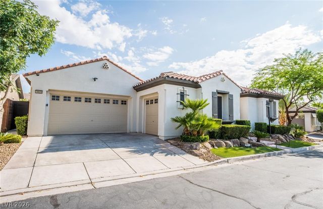 10820 Woodstream Court, Las Vegas, NV 89135