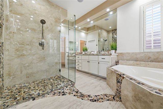 10820 Woodstream Court, Las Vegas, NV 89135