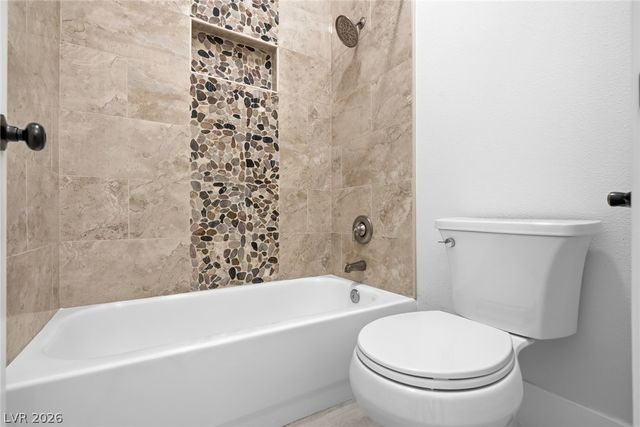 10820 Woodstream Court, Las Vegas, NV 89135