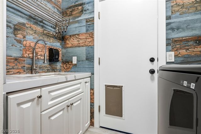 10820 Woodstream Court, Las Vegas, NV 89135