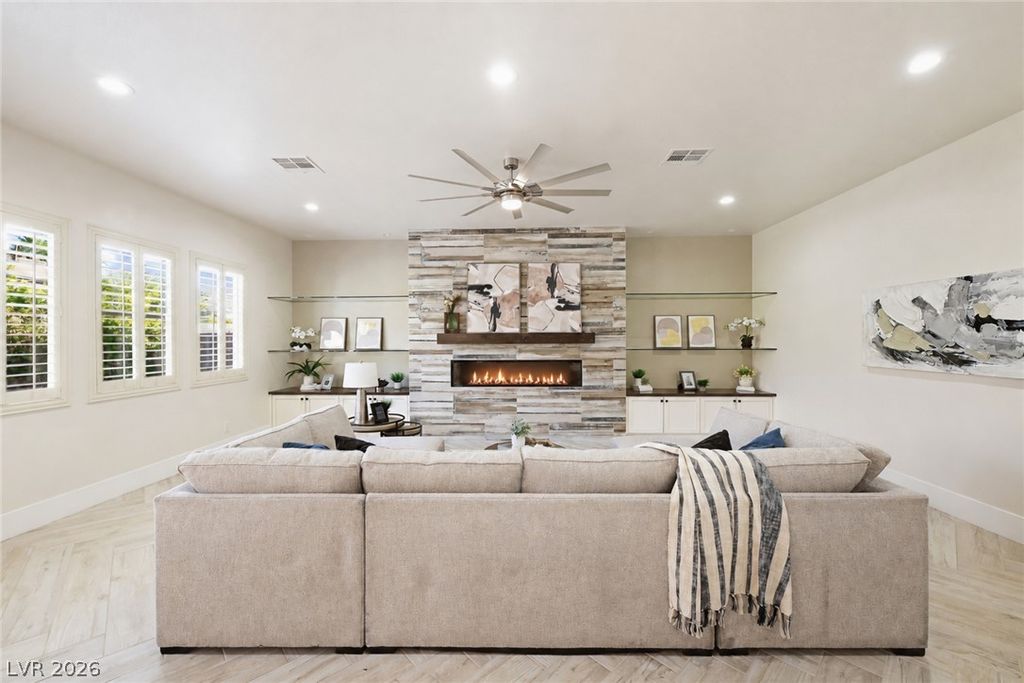 10820 Woodstream Court, Las Vegas, NV 89135 — photo 5