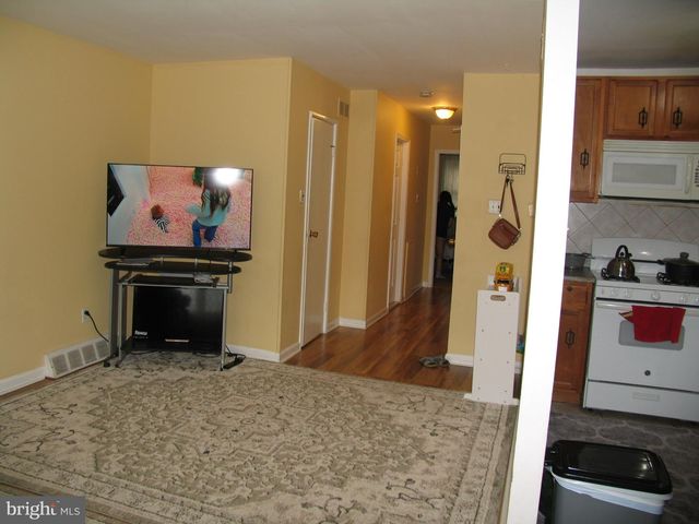 10921 NANDINA CT, Philadelphia, PA 19116