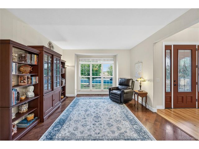10281 Foxfire St, Longmont, CO 80504