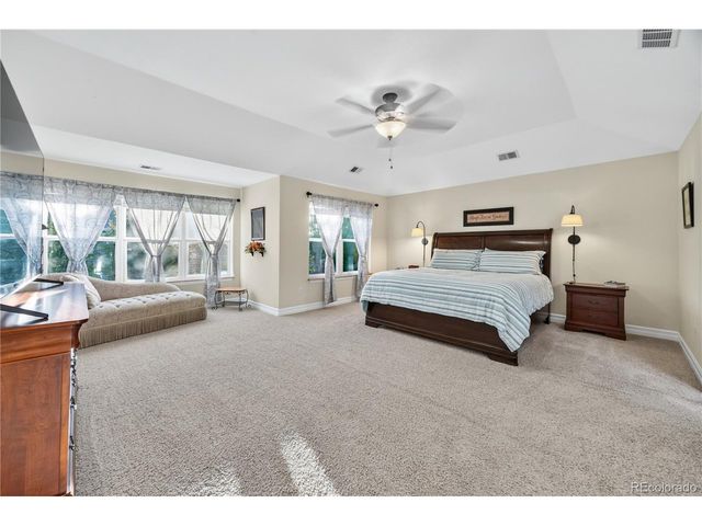 10281 Foxfire St, Longmont, CO 80504