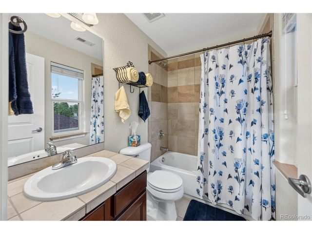 10281 Foxfire St, Longmont, CO 80504