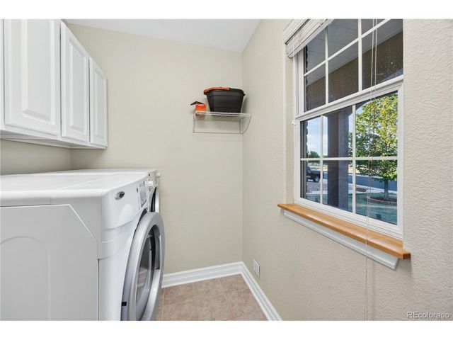 10281 Foxfire St, Longmont, CO 80504