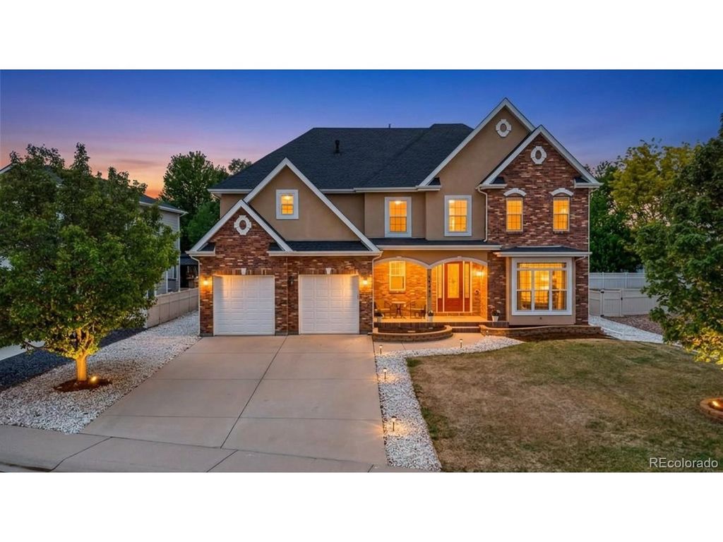 10281 Foxfire St, Longmont, CO 80504