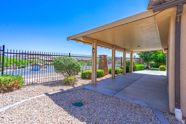 1574 E SUGAR PLUMB LN, Washington, UT 84780