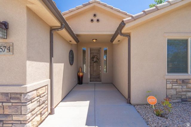 1574 E SUGAR PLUMB LN, Washington, UT 84780