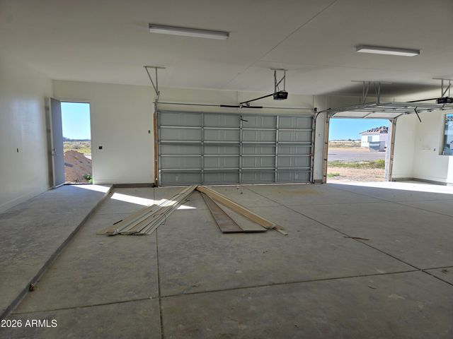 9195 W LIMESTONE MOUNTAIN Drive, Casa Grande, AZ 85194