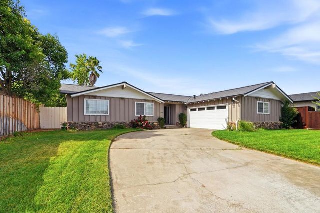 1310 Cedar Court, Gilroy, CA 95020