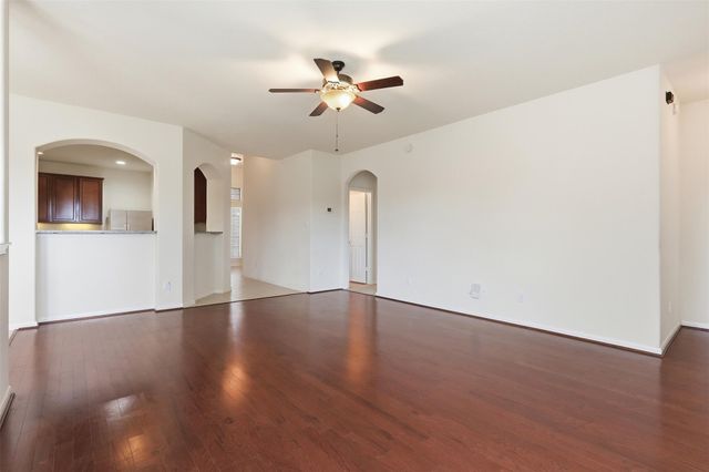 1911 Vale Brook Drive, Spring, TX 77373