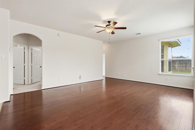 1911 Vale Brook Drive, Spring, TX 77373