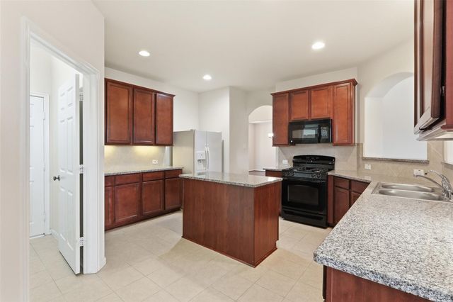 1911 Vale Brook Drive, Spring, TX 77373