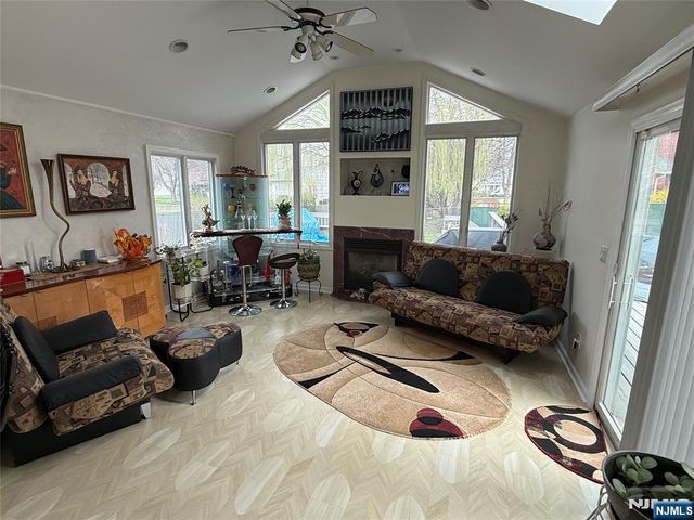 21A Millar Court, Paramus, NJ 07652