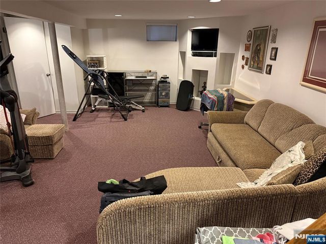 21A Millar Court, Paramus, NJ 07652