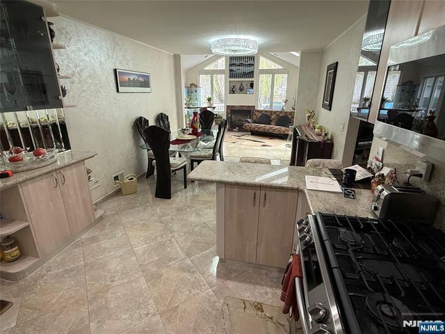 21A Millar Court, Paramus, NJ 07652