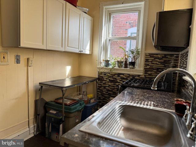 1606 S 56TH ST, Philadelphia, PA 19143
