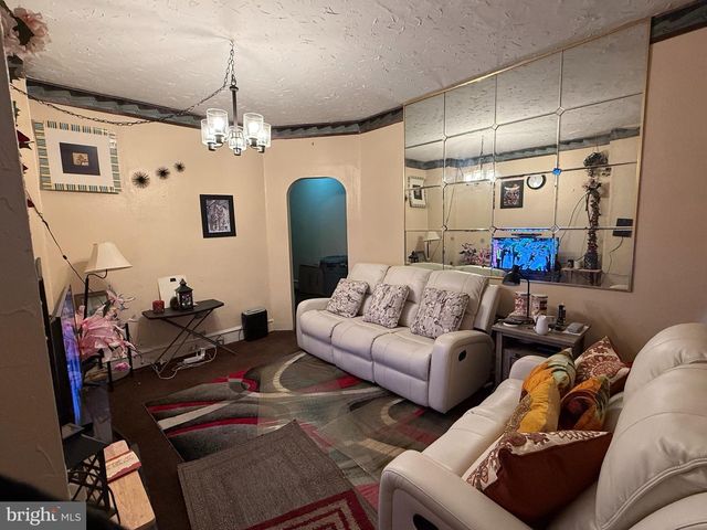 1606 S 56TH ST, Philadelphia, PA 19143