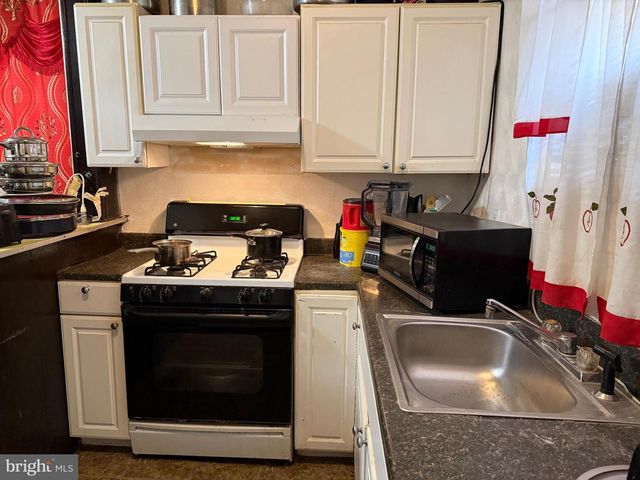1606 S 56TH ST, Philadelphia, PA 19143