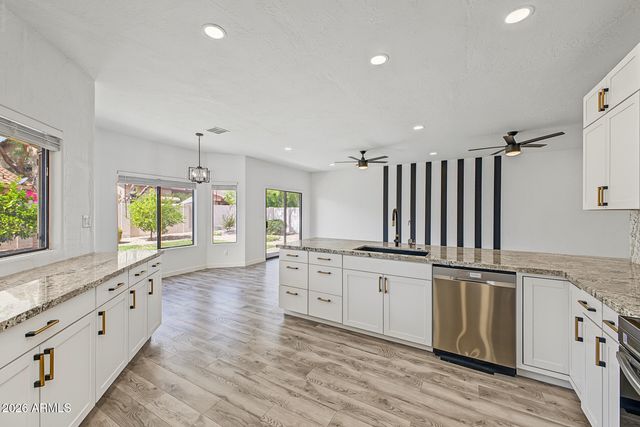 1232 E GRANADA Street, Mesa, AZ 85203