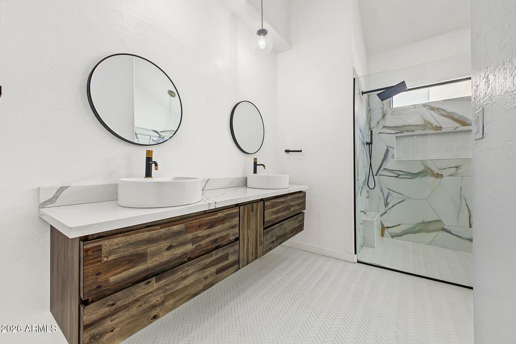 1232 E GRANADA Street, Mesa, AZ 85203 — photo 5