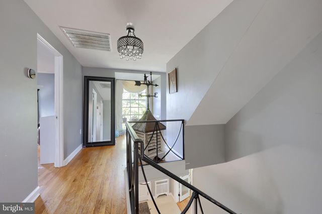 19 W KING ST, Ephrata, PA 17522