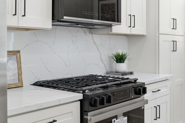 577 Green Manor Court, Palo Alto, CA 94301