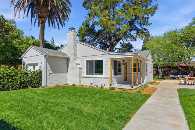 577 Green Manor Court, Palo Alto, CA 94301