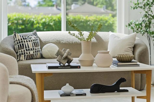 577 Green Manor Court, Palo Alto, CA 94301