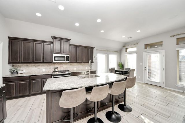 4420 Mesquite Terrace Drive, Manvel, TX 77578
