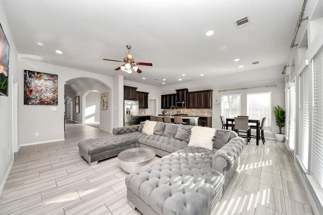 4420 Mesquite Terrace Drive, Manvel, TX 77578