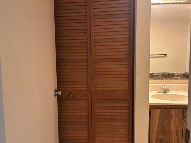 1014 10th Lane, Greenacres, FL 33463