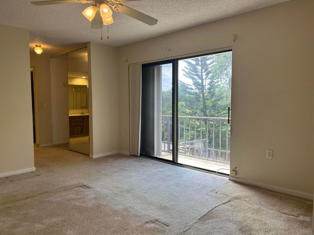 1014 10th Lane, Greenacres, FL 33463