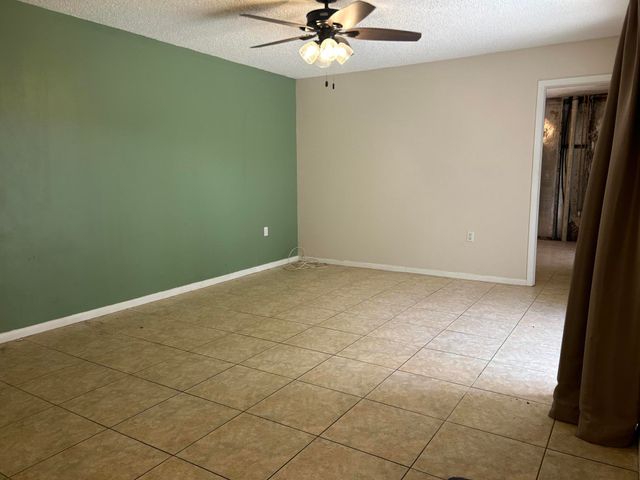 1014 10th Lane, Greenacres, FL 33463