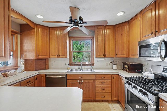 4351 Brookcrest Drive SW, Wyoming, MI 49418