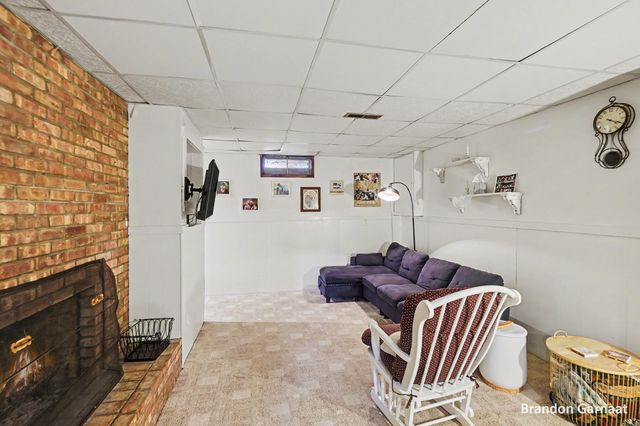 4351 Brookcrest Drive SW, Wyoming, MI 49418