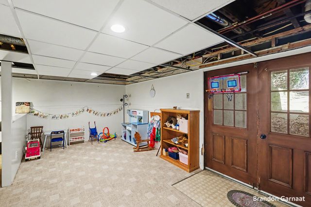 4351 Brookcrest Drive SW, Wyoming, MI 49418