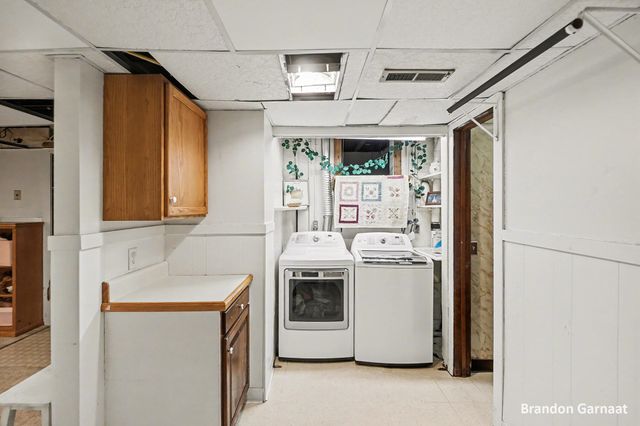 4351 Brookcrest Drive SW, Wyoming, MI 49418