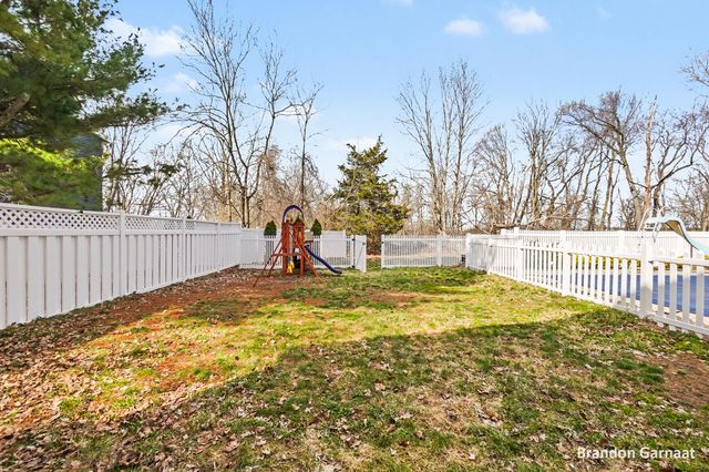 4351 Brookcrest Drive SW, Wyoming, MI 49418