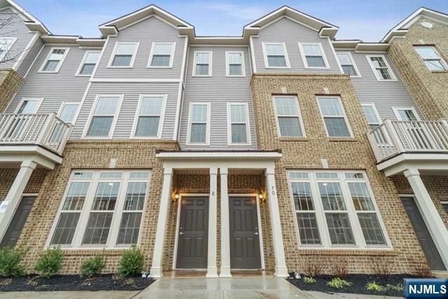 70 Leahy Drive, Wood Ridge, NJ 07075