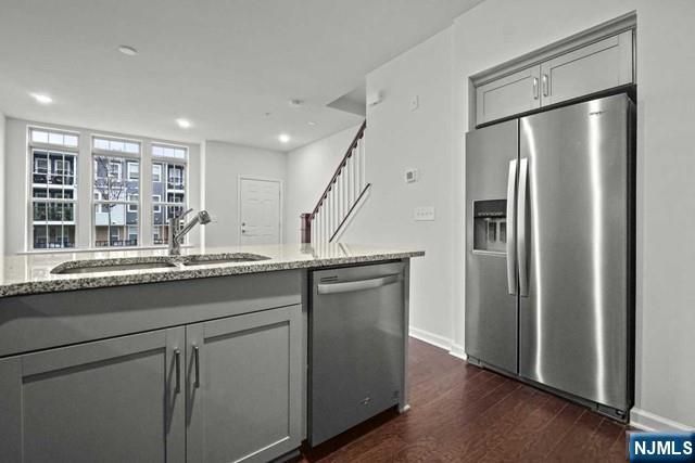 70 Leahy Drive, Wood Ridge, NJ 07075